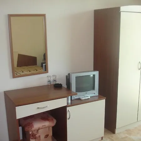 Отель Family Dayana Приморско
