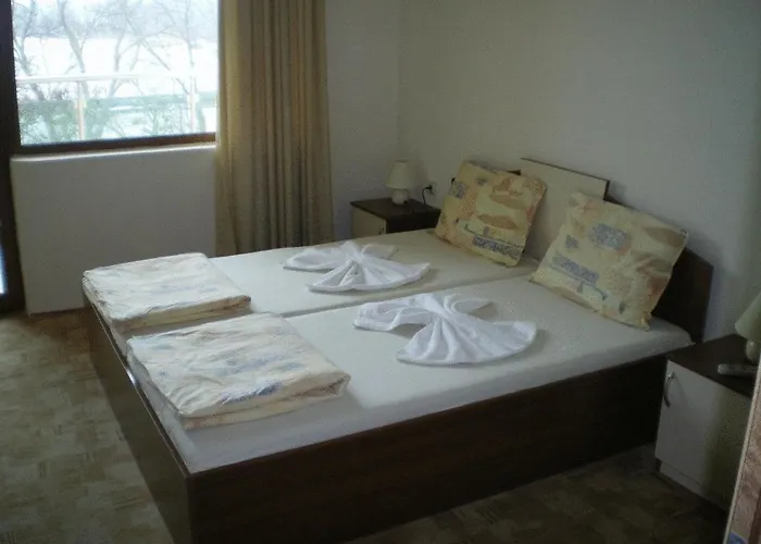 Family Dayana Hotel 2*